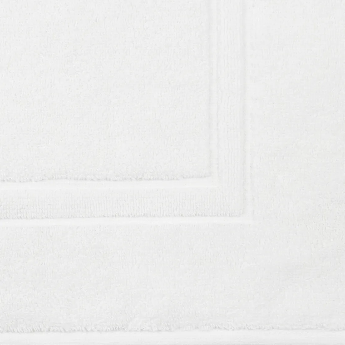 Kúpeľňový koberček Sammy z bavlny - biely