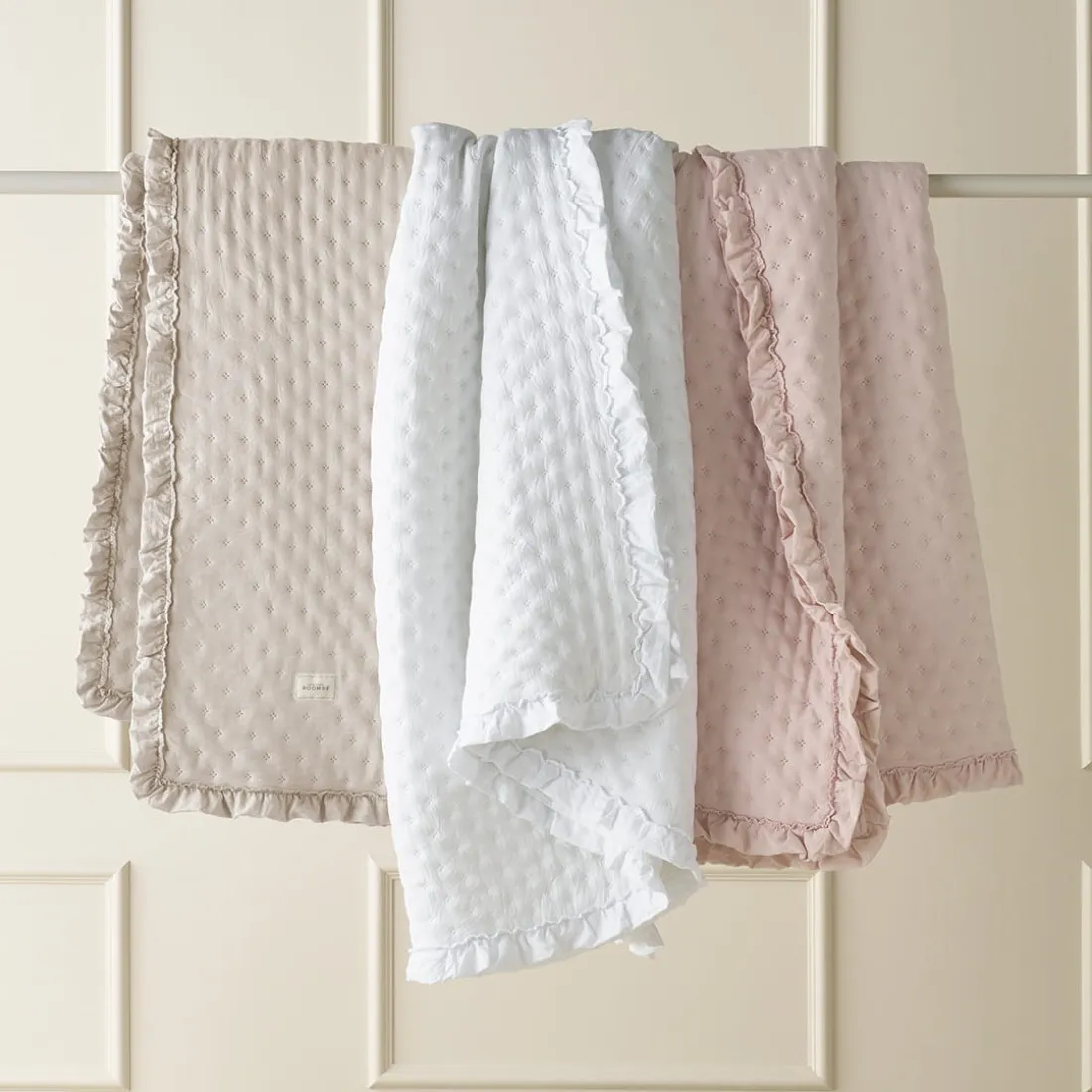 Prehoz na posteľ Molly - ružový 240x260 cm