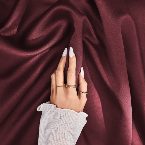 Zatemňovací závěs LAUREL - vínový 140x250 cm - nástavec s ozdobnými kolečky