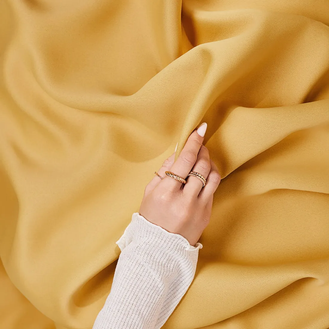 Zatemňujúci záves LAUREL - horčicový 140x280 cm - uchytenie dekoračné kolieska