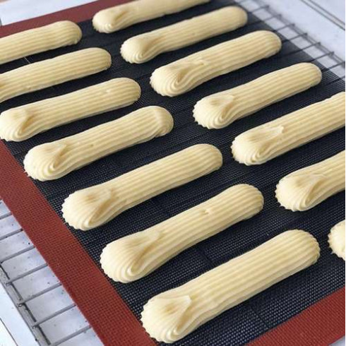 Silikónová podložka na pečenie Éclair 30x40 cm