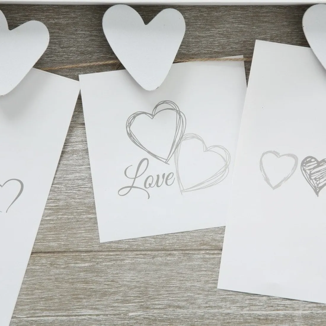 Drevená dekoračná nástenka na fotky