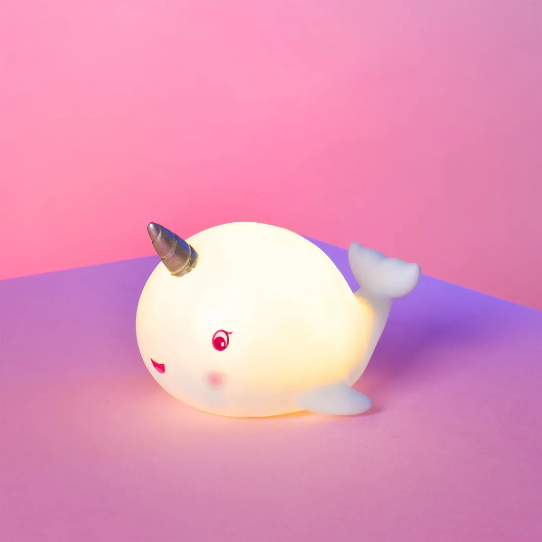 Noční LED světlo do dětského pokojíčku velryba