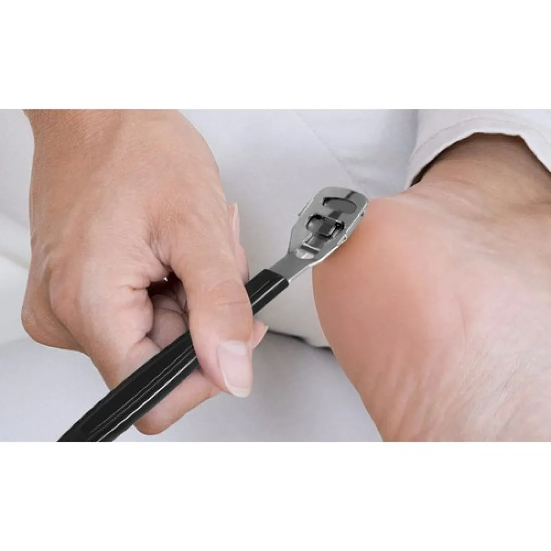 Sada nástrojov pre pedikúru - 26 dielna