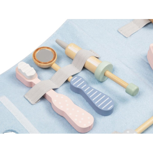 Dětský zubařský kufřík s dřevěným nářadím