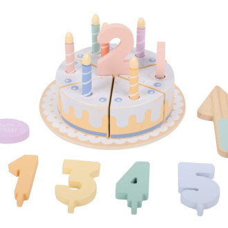 Dřevěný narozeninový dort pro děti