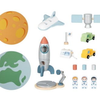 Dřevěná vesmírná základna s autíčky