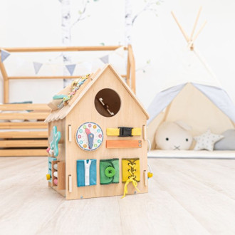 Drevený activity board domček Natur + detský telefón