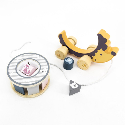 Drevená ťahacia a vkladacia hračka pre deti Viga ježko