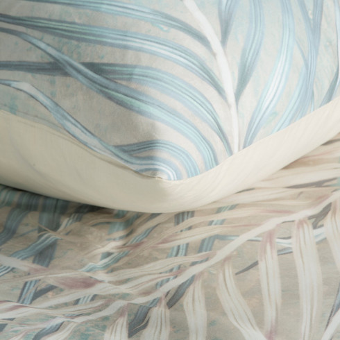 Obliečky 140x200 cm bavlnené saténové s motívom listov, béžové a tyrkysové