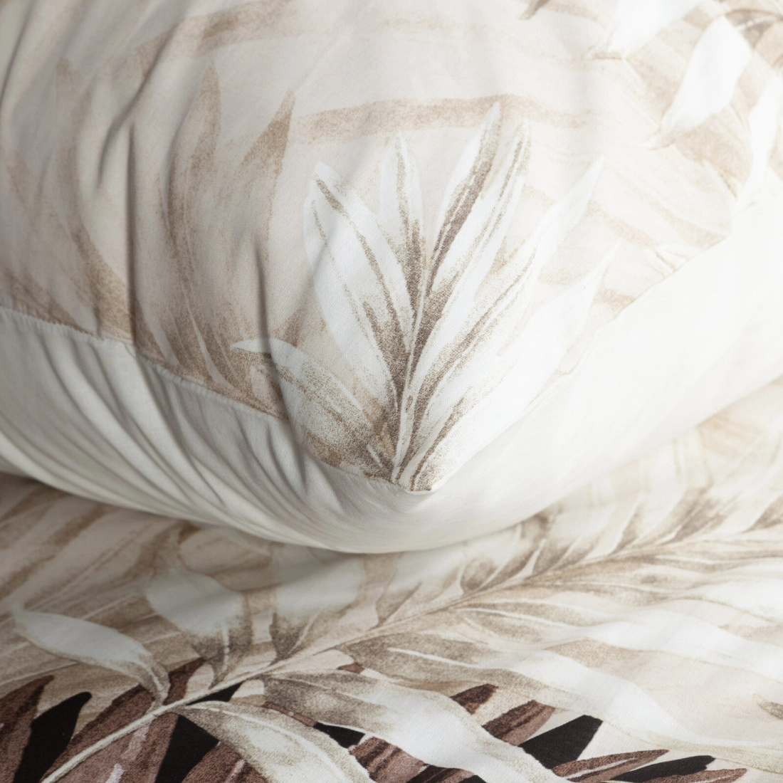 Povlečení 160x200 cm bavlněné renforcé s rostlinným vzorem, bílé a hnědé