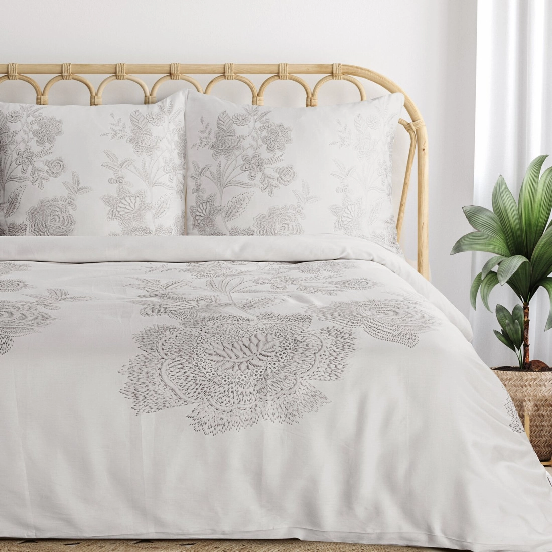 Povlečení 220x200 cm z bavlněného saténu s květinovým vzorem, bílé a hnědé