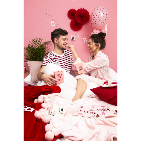 Papirnate ukrasne rozete crvene, 3 kom, 20–30 cm