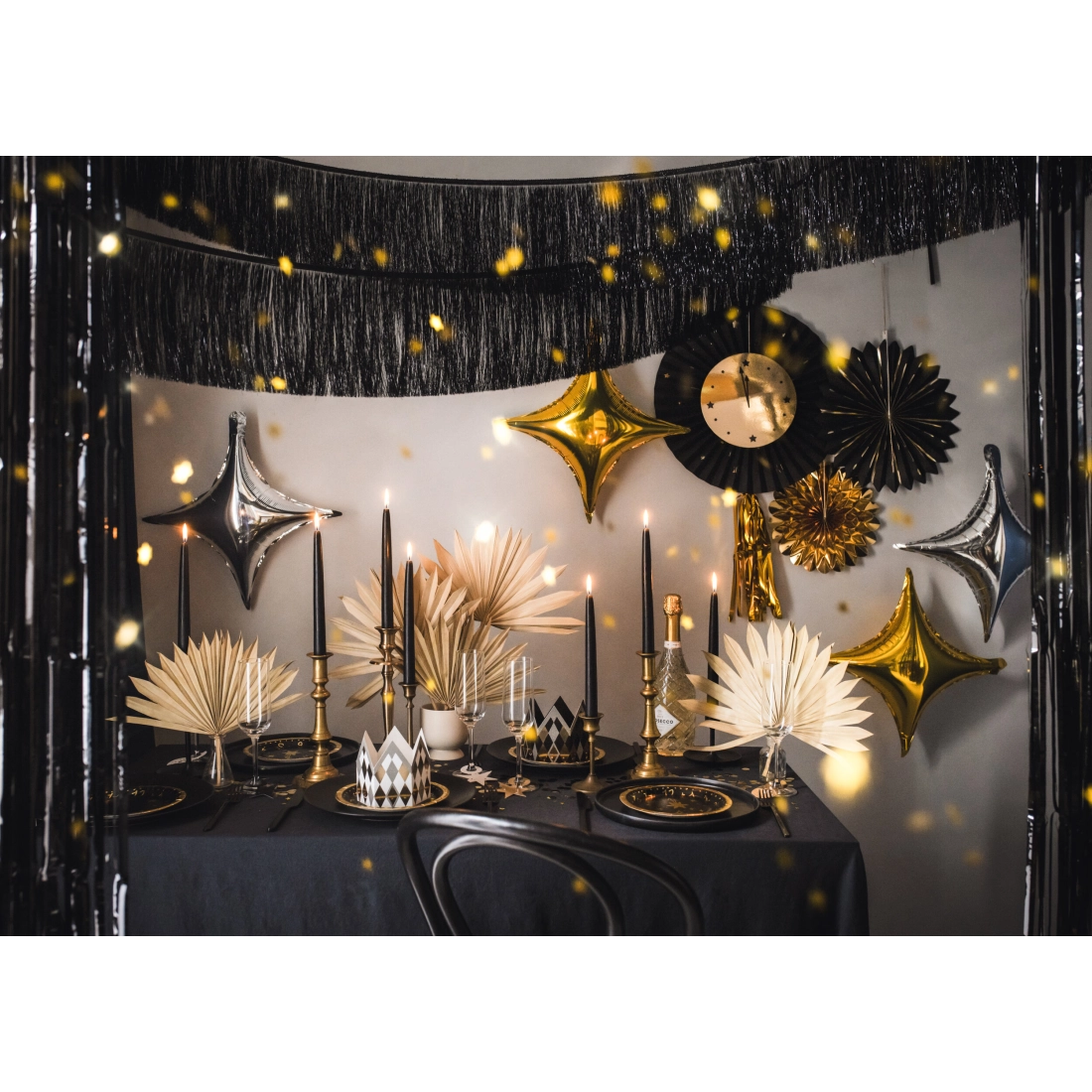 Papirnate stenske rozete v črni in zlati barvi, set 3 kosov, 26–43 cm