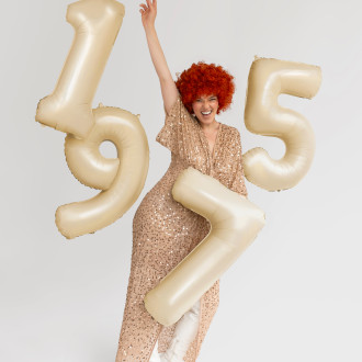 Afro kodrasta lasulja, izrazito rdečerjava – zabavni dodatek