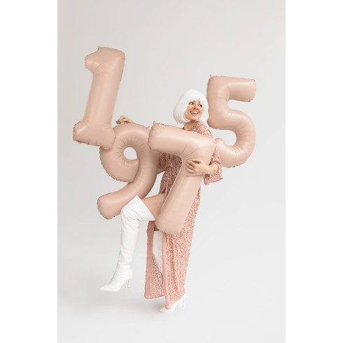 Lasje Kleopatra, beli – srednje dolgi ravni lasje za pust/karnival