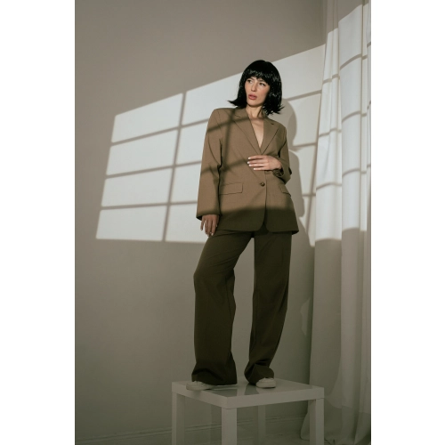 Pălărie din păr tip Cleopatra, neagră, păr drept scurt până la umeri