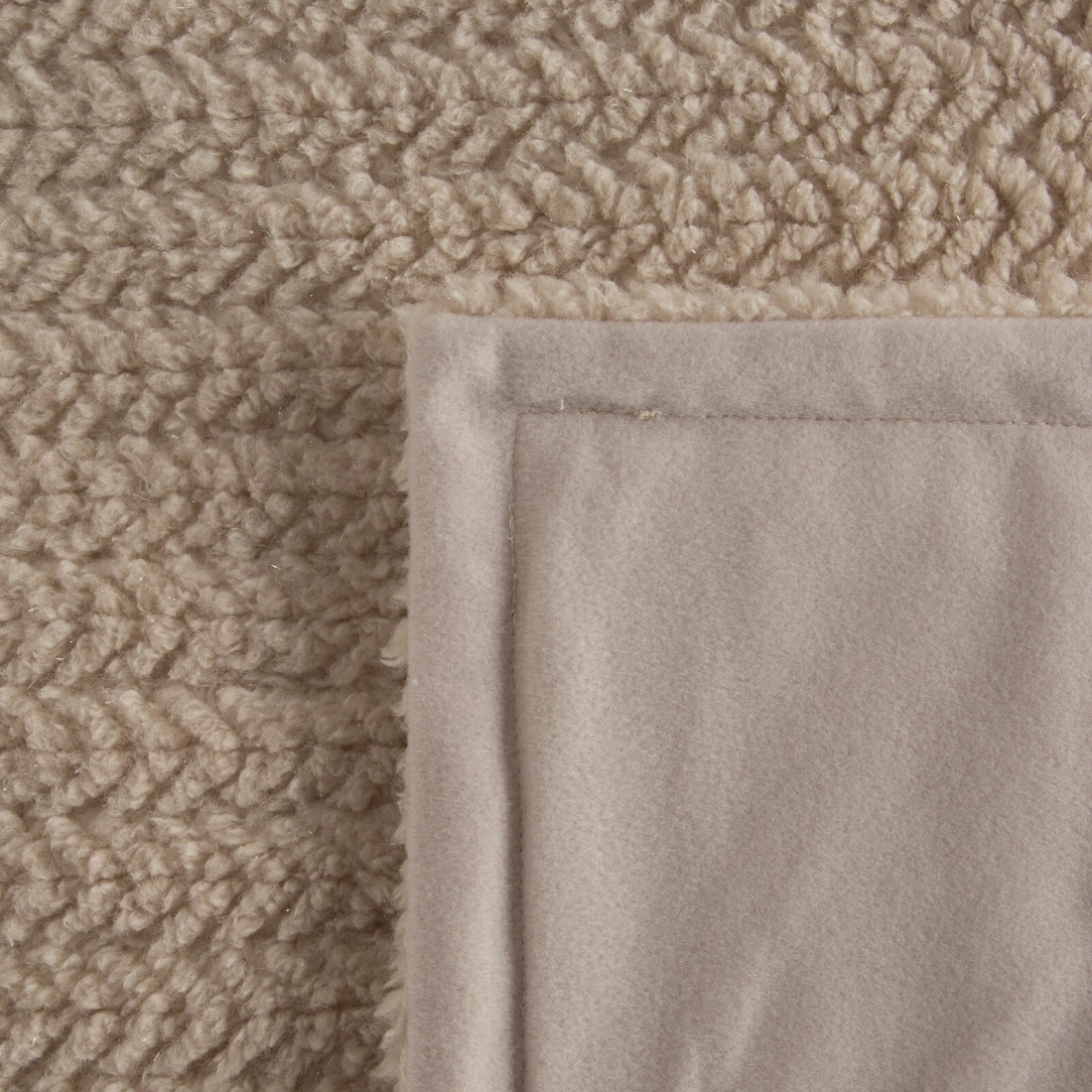 Prehoz 130x170 cm hrejivý, béžový a krémový