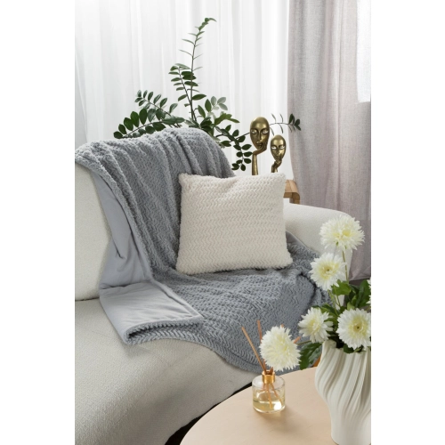 Prehoz 130x170 cm hrejivý, strieborný a svetlosivý