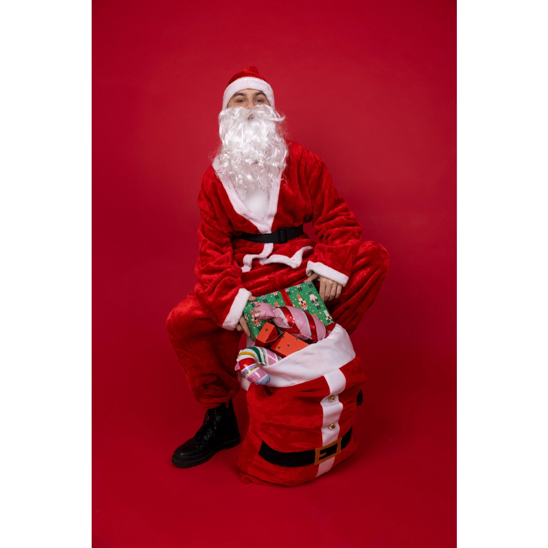 Prémium Mikulás jelmez piros-fehér, 170–190 cm méret