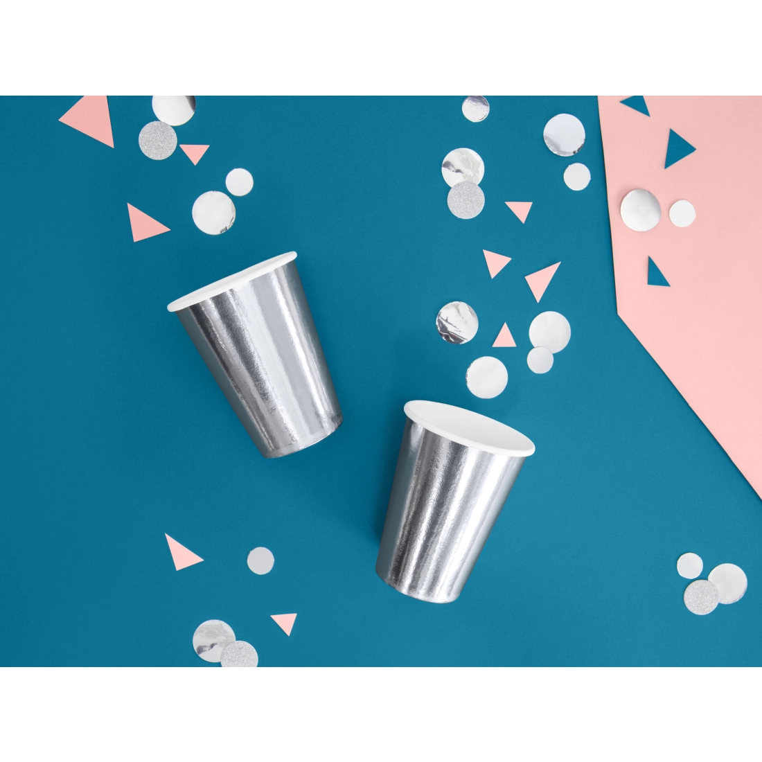 Srebrni papirnati kozarčki 220 ml – 6 kosov, okolju prijazni za zabave