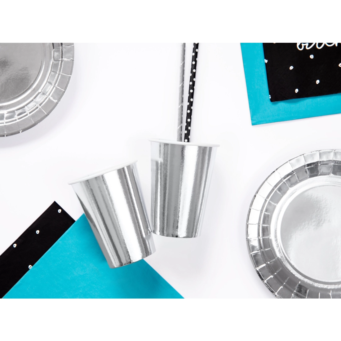 Srebrni papirnati kozarčki 220 ml – 6 kosov, okolju prijazni za zabave