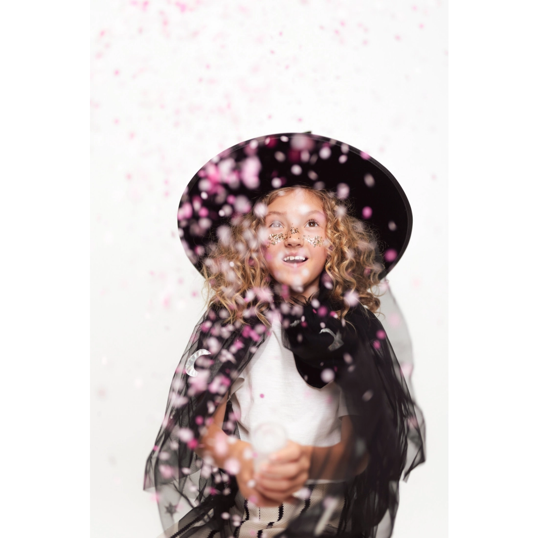 Bleščice za obraz zlate pege, 3 g – učinek zlatih peg za ličenje