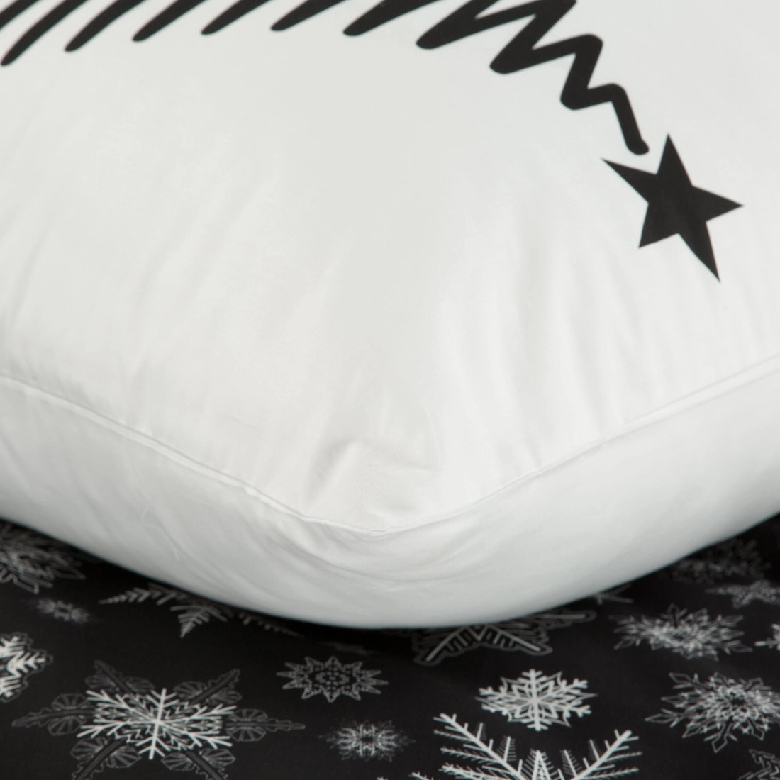 Vianočné obliečky 140x200 cm bavlnené renforcé, čierne a biele