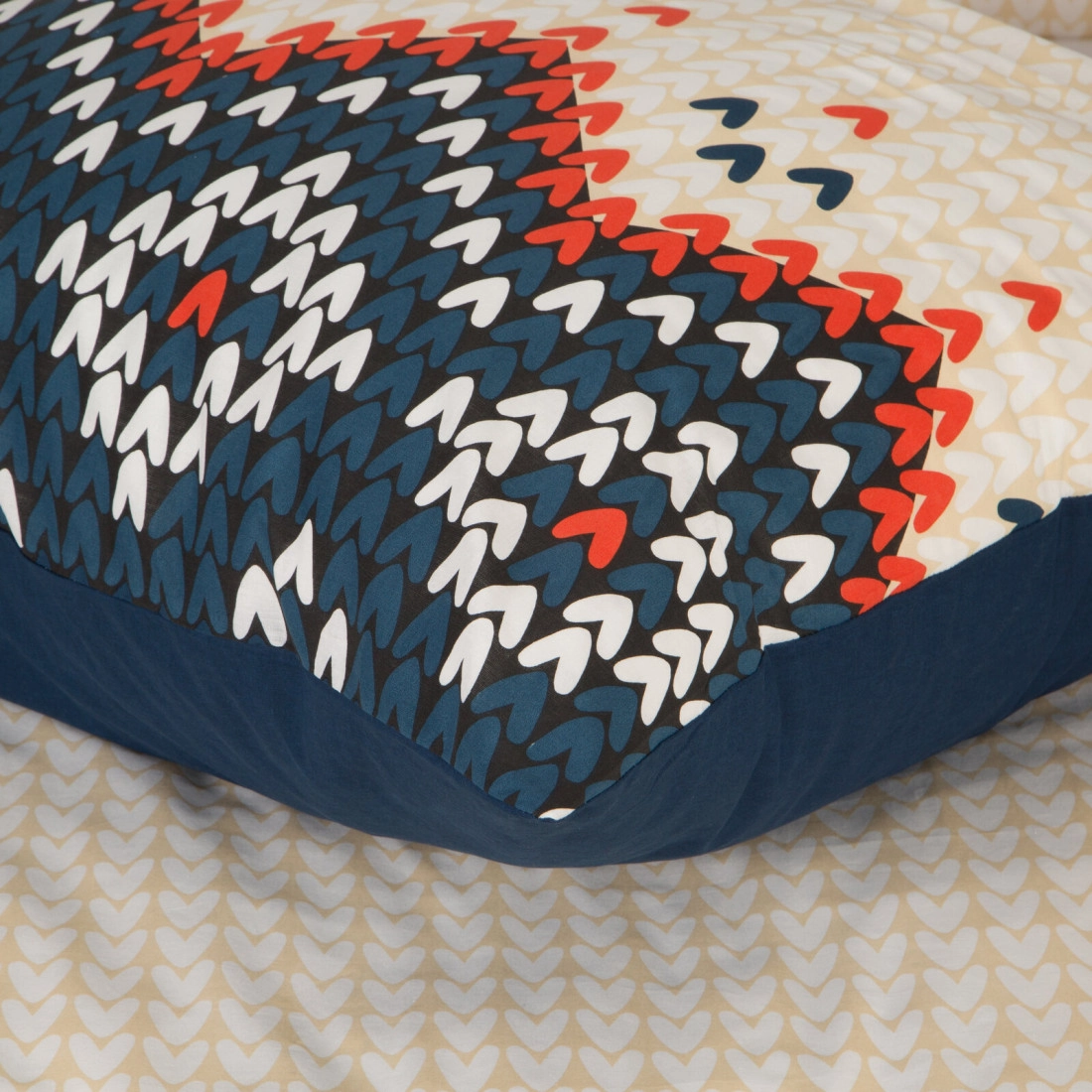 Vianočné obliečky 160x200 cm bavlnené renforcé, krémové a tmavomodré