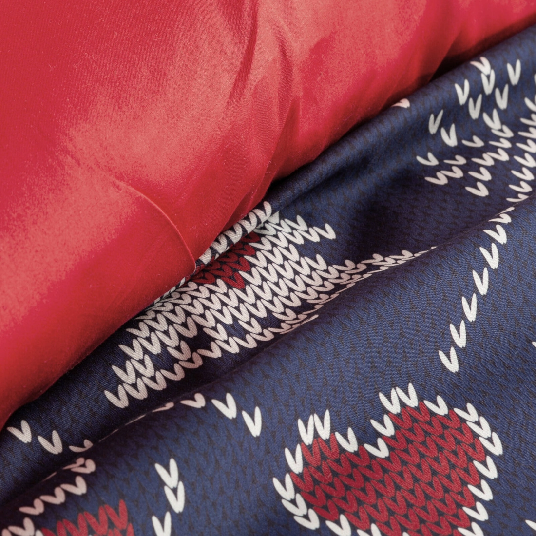 Vianočné obliečky 160x200 cm bavlnené renforcé, tmavomodré a červené