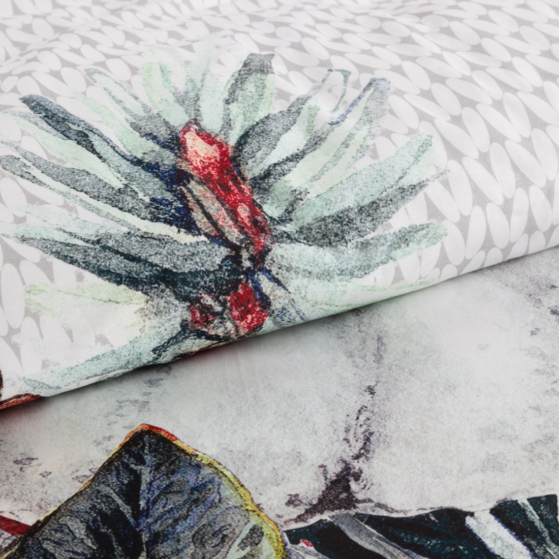 Vianočné obliečky 160x200 cm saténová bavlna, biele a svetlosivé