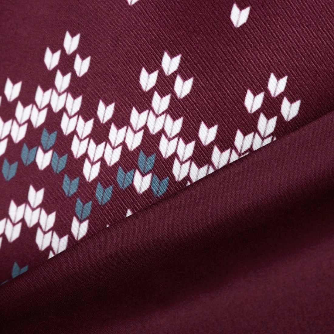 Vianočné obliečky 220x200 cm mikrovláknové, bordové a biele