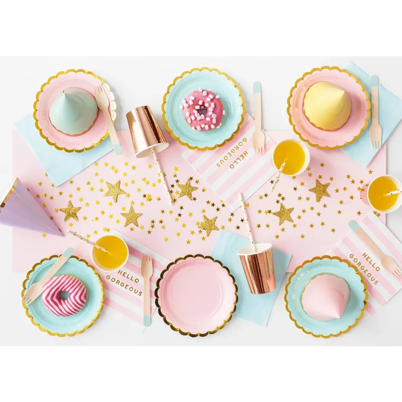 Zlati konfeti zvezdice 10 mm – dekoracija za zabave, 30 g