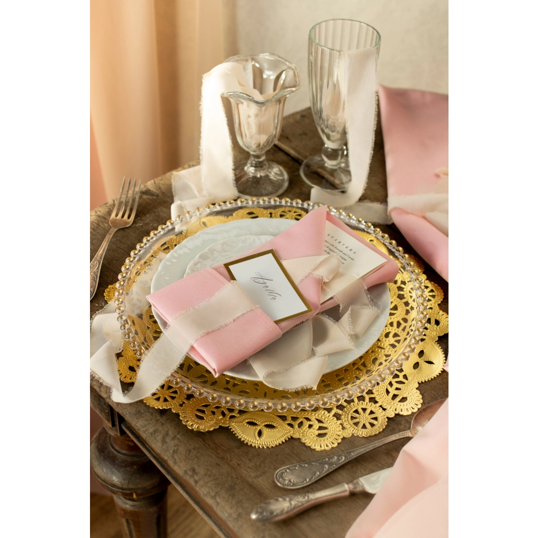 Zlati papirnati podstavki za torte 35,5 cm – 50 kosov, okrogli čipkasti