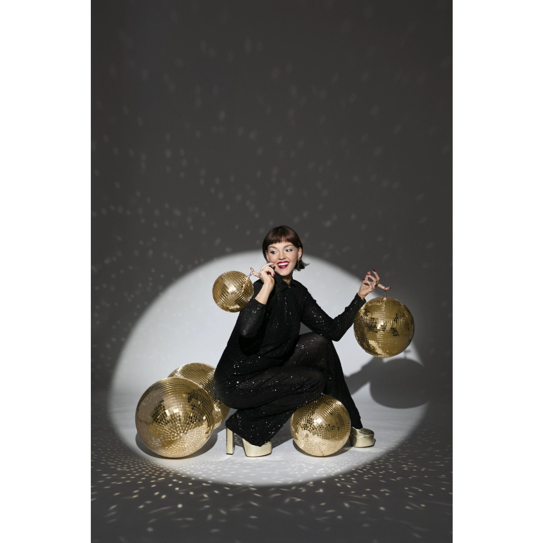 Zrcalna disko krogla šampanjsko zlata 20 cm z držalom