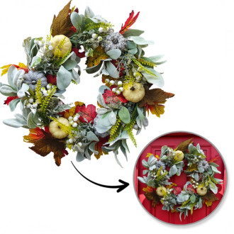 Dekoratívny jesenný veniec na dvere s tekvicami