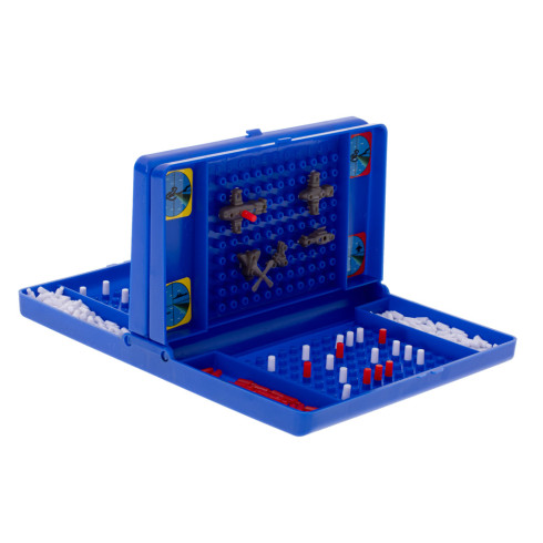 Logická hra s námornou bojovou loďou