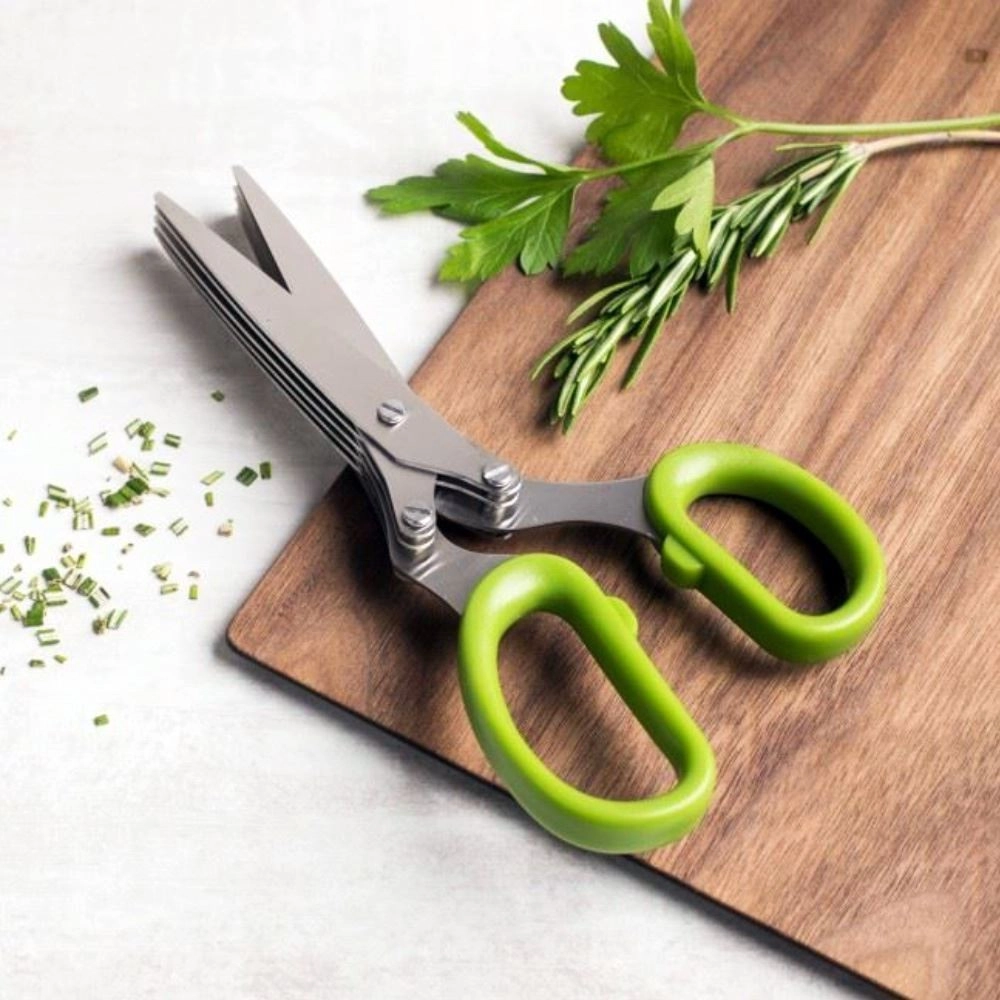 Nožnice na bylinky – pre rovnomerné strihanie byliniek