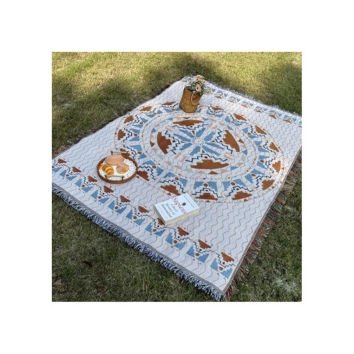 Pletená deka - obojstranný prehoz BOHO  so strapcami 130x180 cm 