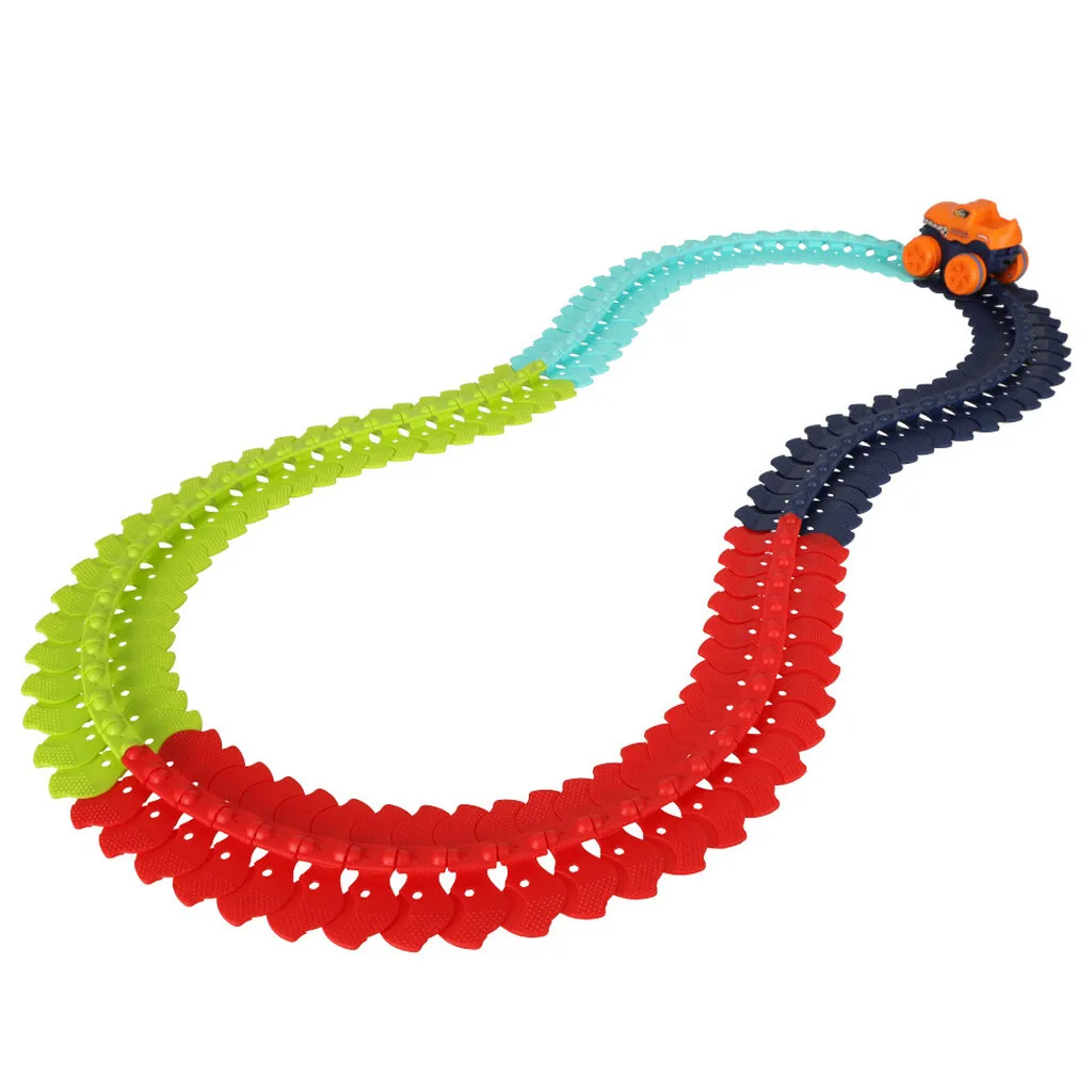 Pretekárska autodráha s autom 102 prvkov