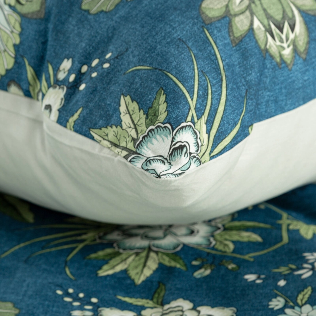 Saténové bavlněné povlečení 140x200 cm, květované, modré a mentolové