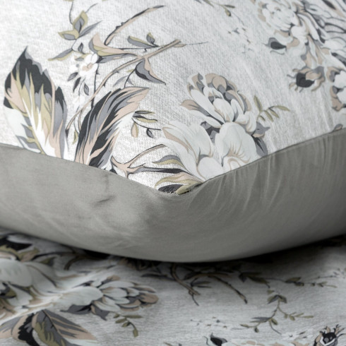 Obliečky 140x200 cm saténové s kvetinovým vzorom, strieborné a olivové
