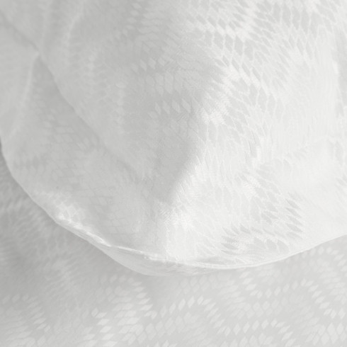 Obliečky 160x200 cm bambusová viskóza s geometrickým vzorom, biele