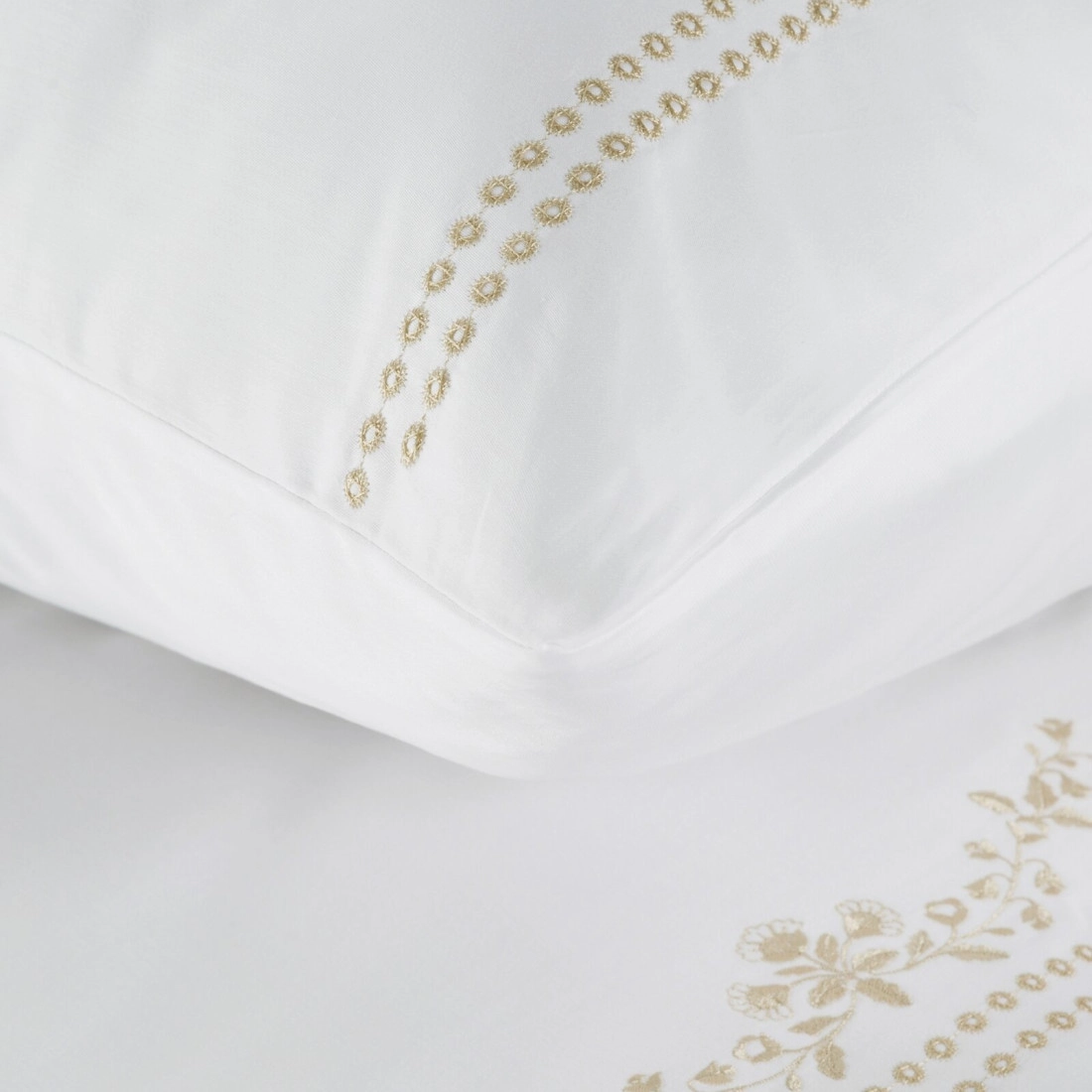 Povlečení 160x200 cm saténové bavlněné, bílé a béžové