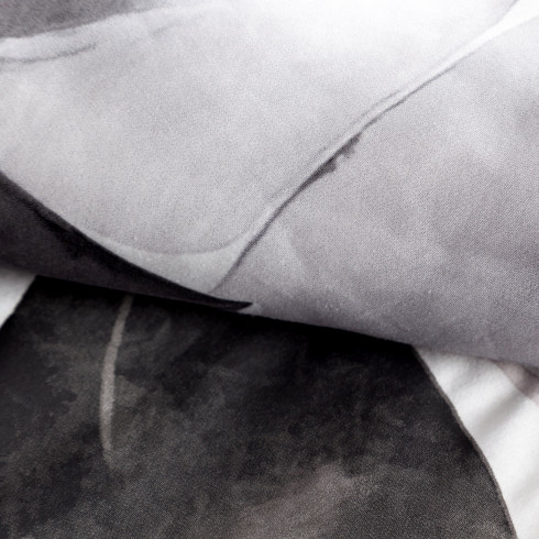 Obliečky 160x200 cm saténové s rastlinným vzorom, biele a grafitové