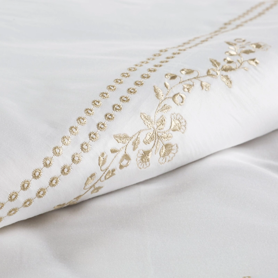 Obliečky 220x200 cm saténové bavlnené, biele a béžové