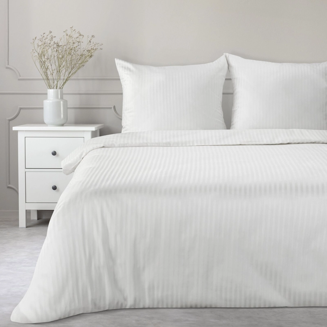 Obliečky 220x200 cm saténové bavlnené biele v jemné prúžky