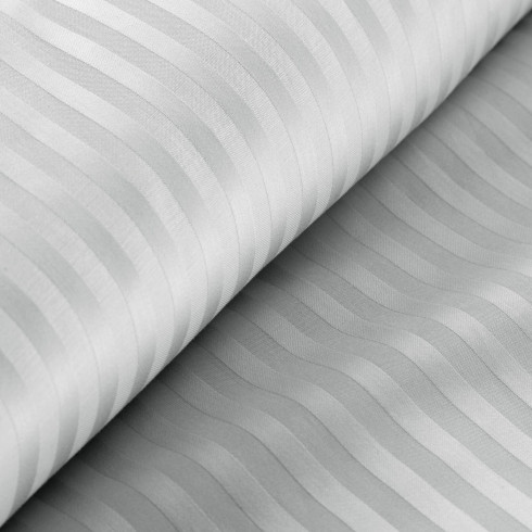 Obliečky 220x200 cm saténové bavlnené sivé s jemnými prúžkami