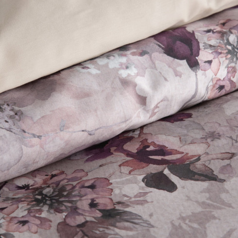 Povlečení 220x200 cm saténové s květinovým motivem, pudrové a fialové