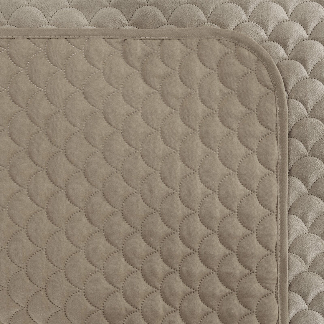 Prehoz 170x210 cm s motívom rybej šupiny, béžový